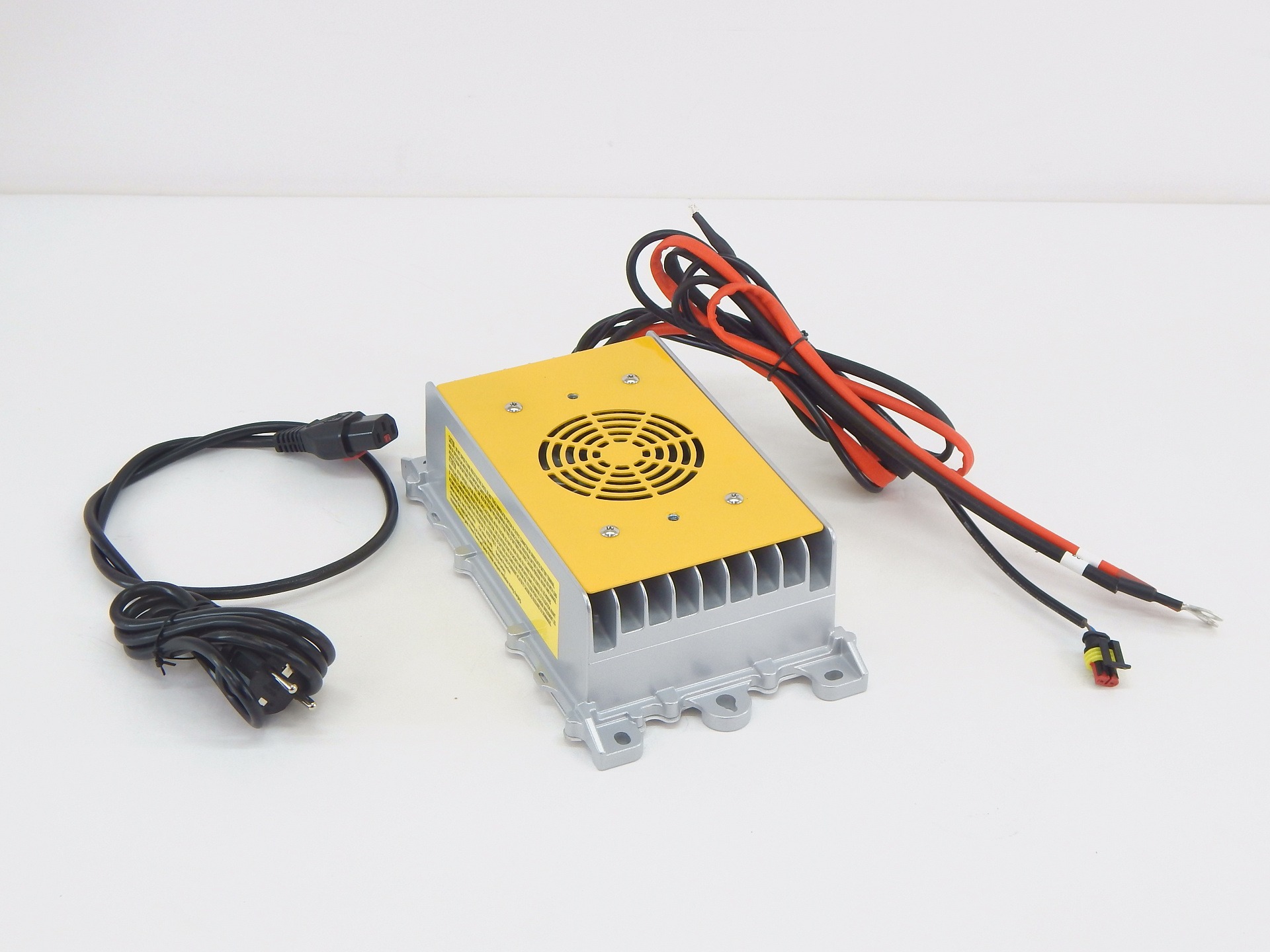 Зарядное устройство для штабелёров WS15H/WS15H SC PRO Li-ion 24V/15A — фото товара